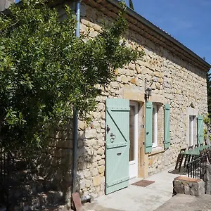 https://le-mas-de-baraud.hotels-rhonealpes.com