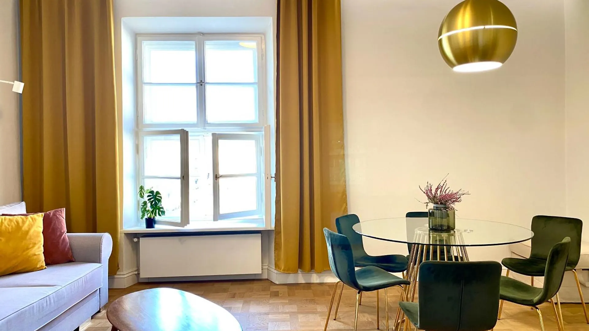 Mint Luxury Apartments At The Main Square Krasków Πολωνία